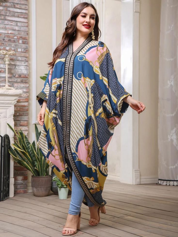 Plus Chevron And Chain Print Kaftan Dress | SHEIN USA Latest Abaya Designs, Turkey Party, Kaftan Styles, Kaftan Designs, Awards Night, Fall Plus Size, Abaya Designs, Fancy Dress Design, Fashionista Clothes