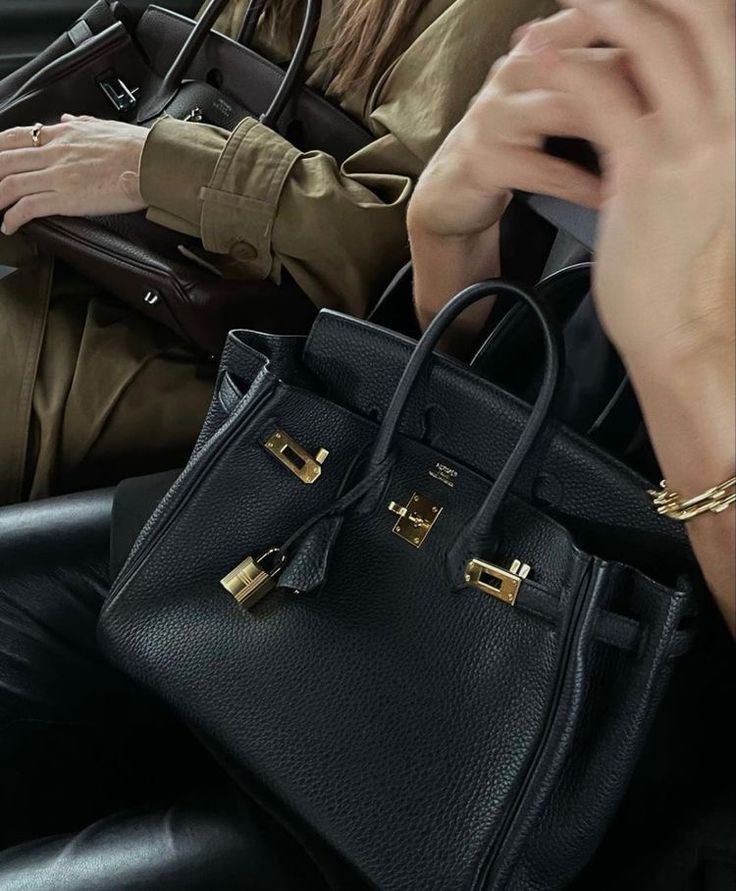 Hermes Birkin Bag, Designer Inspired Handbags, Inspired Handbags, Timeless Luxury, Jet Lag, Fancy Bags, Future Lifestyle, Birkin 25, Bags Aesthetic