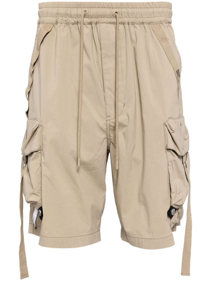 light brown cotton blend appliqué logo grosgrain ribbon trim elasticated drawstring waistband two side slash pockets two side cargo pockets rear welt pocket mid-rise straight leg knee-length Utility Cargo Shorts With Side Pockets For Spring, Spring Utility Cargo Shorts With Side Pockets, Beige Relaxed Fit Shorts For Streetwear, Spring Bermuda Bottoms With Multiple Pockets, Streetwear Cargo Shorts With Patch Pockets, Khaki Cargo Pocket Shorts For Streetwear, Relaxed Fit Khaki Cargo Shorts For Streetwear, Cotton Cargo Pants With Knee-length Shorts, Khaki Shorts With Side Pockets For Streetwear