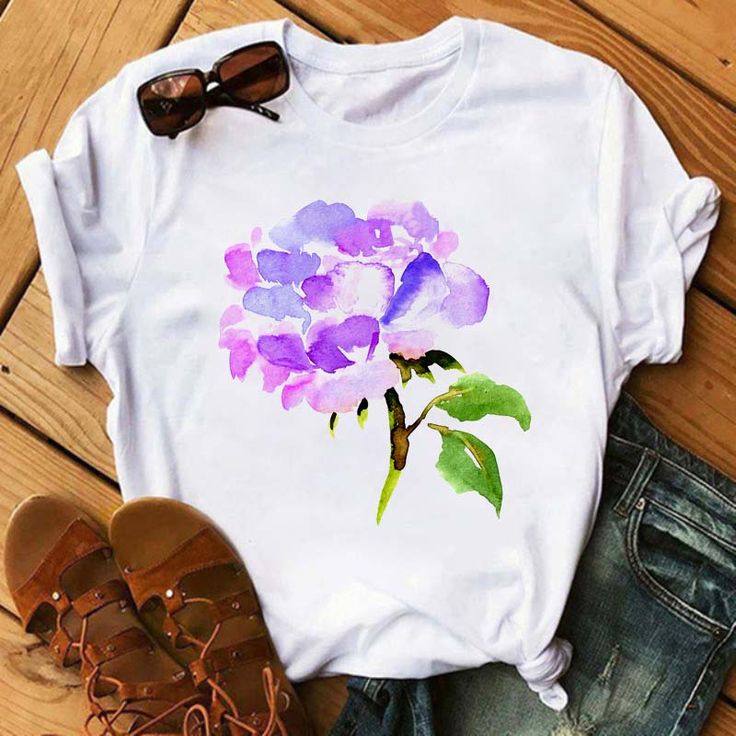 Kawaii Shorts, Harajuku Women, Cute Graphic Tees, Shirts Women Fashion, Top Shirt Women, Ladies Tee Shirts, Graphic Tops, Print Shorts, Sleeves (women)