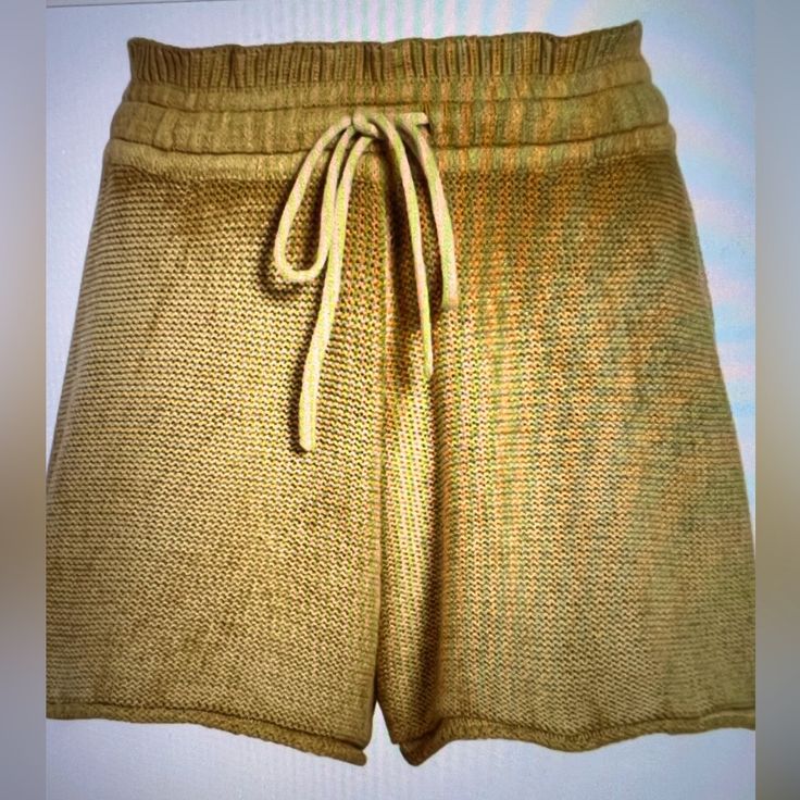 Nwt Perfect Condition Free People Summertime Blues Knit Shorts. Size Large. Color Gold ( It’s Like A Cross Between Mustard And Khaki) 100% Cotton. Waist Flat/Tied 12” Flat/Untied 15”. Could Probably Stretch About 3 More Inches, As The Material Has Stretch To It. Feel Free To Ask Questions. Reasonable Offers Welcome. Comes From A Smoke Free Cat Free Home Comfortable Summer Vacation Bottoms, Cozy Short Bottoms For Vacation, Khaki Short Length Bottoms For Loungewear, Khaki Short Length Loungewear Bottoms, Cozy Summer Vacation Bottoms, Comfortable Knit Bottoms In Solid Color, Comfortable Solid Color Knit Bottoms, Short Knit Bottoms For Loungewear, Knit Short Bottoms For Loungewear