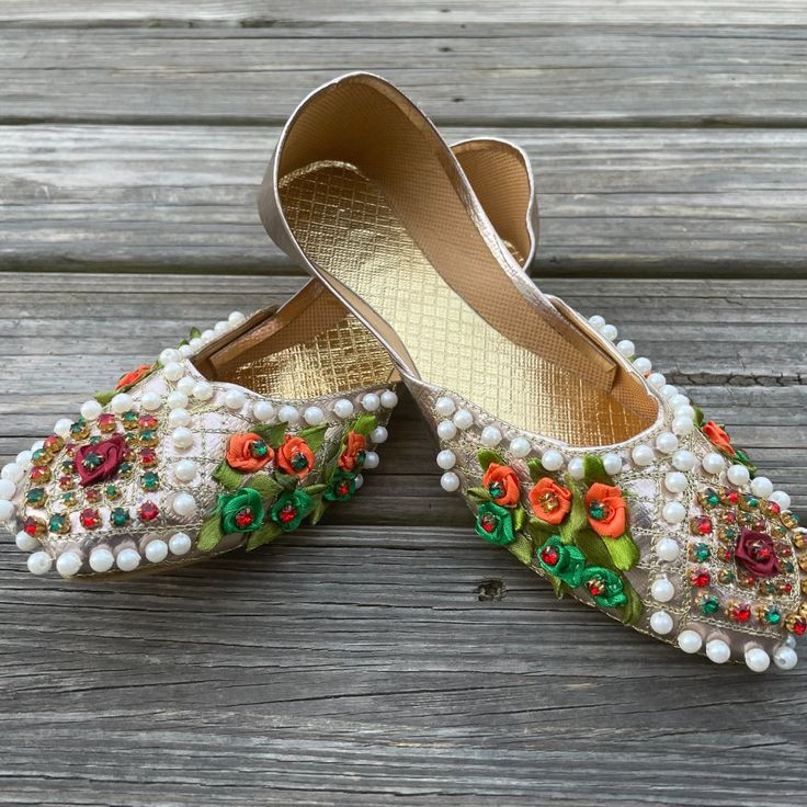 Women Khussa Shoes Ethnic Sandal Traditional Khusa Juti Handmade Shoes Size 7us Brand: Handmade Color: Multi Size: 7 Us Brand New, Never Used. No Box. Multicolor Bohemian Flats With Round Toe, Bohemian Embroidered Closed Toe Flats, Bohemian Open Toe Flats For Spring, Summer Festive Slip-on Flats, Festive Summer Slip-on Flats, Festive Closed Toe Sandals With Gota Work, Festive Multicolor Flat Sandals, Festive Summer Sandals With Round Toe, Bohemian Beach Flats With Closed Toe