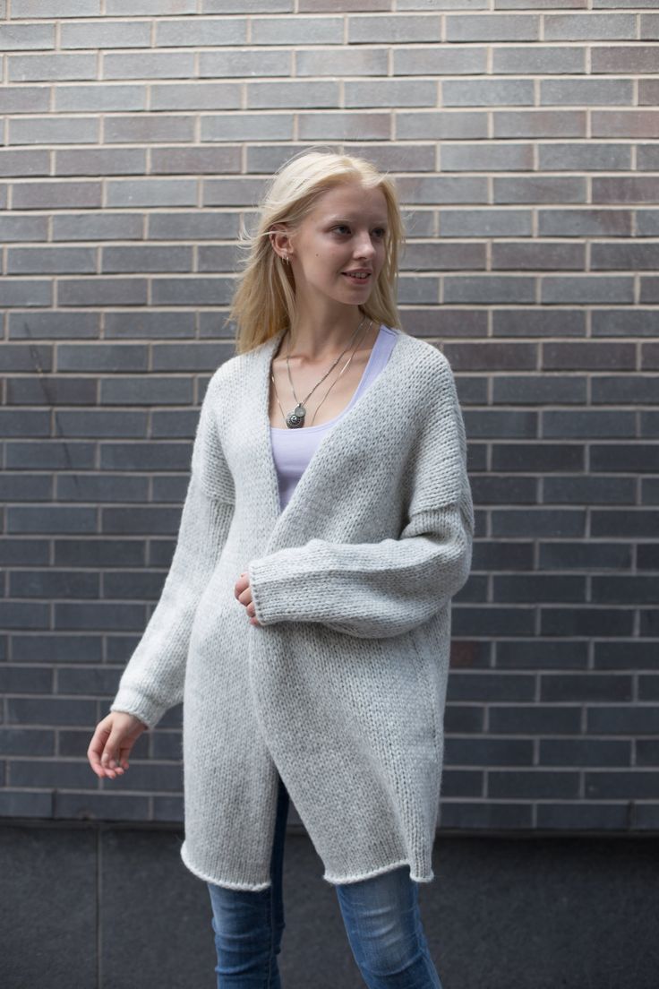 Alpaca oversized  chunky knit woman cardigan. Oversized Gray Winter Cardigan, Everyday Chunky Knit Relaxed Fit Cardigan, Oversized Gray Knitted Outerwear, Everyday Relaxed Fit Chunky Knit Cardigan, Casual Oversized Knit Sweater Coat, Cozy Merino Wool Cardigan With Relaxed Fit, Oversized Casual Merino Wool Outerwear, Casual Oversized Merino Wool Outerwear, Oversized Gray Knit Sweater Coat