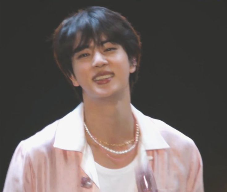 Jin Gif, Jin Photo, Pretty Smile, Seokjin Bts, Worldwide Handsome, Bts Jin, Bts Photo, On Stage, Kim Seokjin