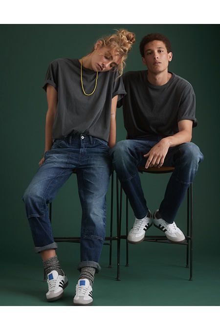 The perfect all-gender tee to go with your favorite AE77 jeans/Handcrafted in LA from organic cotton/Garment-dyed to feel like a timeworn favorite/Tubular knit with no side seams/Crew neckline, short sleeves Casual Washed Blue T-shirt, Relaxed Fit Denim T-shirt With Crew Neck, Casual Washed T-shirt For Gatherings, Acid Wash Organic Cotton Casual Tops, Casual Acid Wash Organic Cotton Tops, Casual Stonewashed Tops With Relaxed Fit, Casual Washed Black Pre-washed T-shirt, Washed Black Casual T-shirt, Relaxed Fit Dark Wash Tops For Everyday