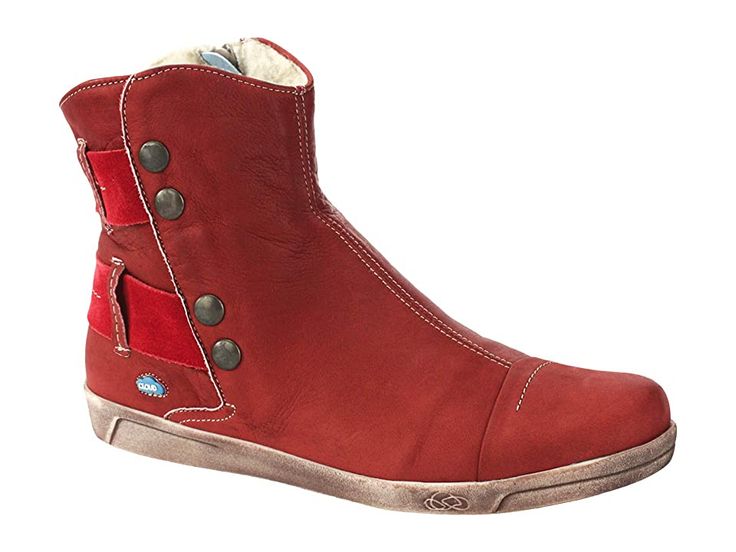 CLOUD Aline Boot Wool Lining - Women's Shoes : Red : Care for your feet by slipping them into the coziness of the CLOUD Aline Boot Wool Lining featuring a water-resistant leather upper, soft wool lining, and inner side zip closure. Removable wool-lined cushioned insole (replaceable with your own orthotics). Textile midsole. Flexible rubber outsole. Made in Portugal. These boots are water resistant. However, if you plan to wear them in the snow or rain, waterproofing is needed and very easy to be Casual Leather Winter Booties, Casual Leather Boots With Plush Lining, Casual Boots With Plush Lining And Round Toe, Casual Round Toe Booties With Plush Lining, Casual Booties With Plush Lining And Round Toe, Casual Boots With Plush Lining For Cold Weather, Casual Insulated Boots With Round Toe, Casual Closed Toe Booties With Removable Insole, Casual Booties With Removable Insole And Round Toe