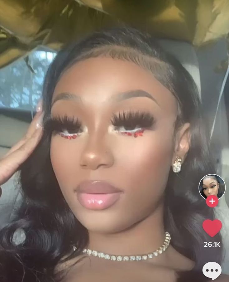 Makeup Looks To Go With White Dress, Prom Dramatic Makeup, Make Up Prom Ideas, Silver Makeup Looks For Black Women Prom, Prom Make Up Looks Black Women, Full Glam Makeup Looks Black Women Prom, Makeup Ideas For 18th Birthday, Makeup Looks With Diamonds Black Women, Prom Make Up For Black Women