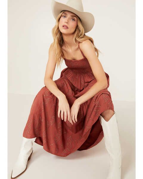 Wrangler Women's Western Print Sleeveless Maxi Dress Rust Colored Casual Dress, Suede Dress Western, Olive Green Silk Dress Cowgirl Boots, Long Dress With Cowboy Boots Maxi, Long Country Western Dresses, Fall Western Dresses Party, Wrap Dress Western, Coutnry Long Dress Rust, Western Formal Dresses Long