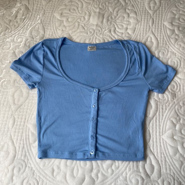 Sunday Best Holly Top Never Worn! Cropped Size Xs Everyday Blue Cropped Top, Everyday Fitted Blue Tops, Forest Outfits, Streamer Dr, 2024 Wishlist, School Clothes, Tokio Hotel, Clothing Styles, School Outfits