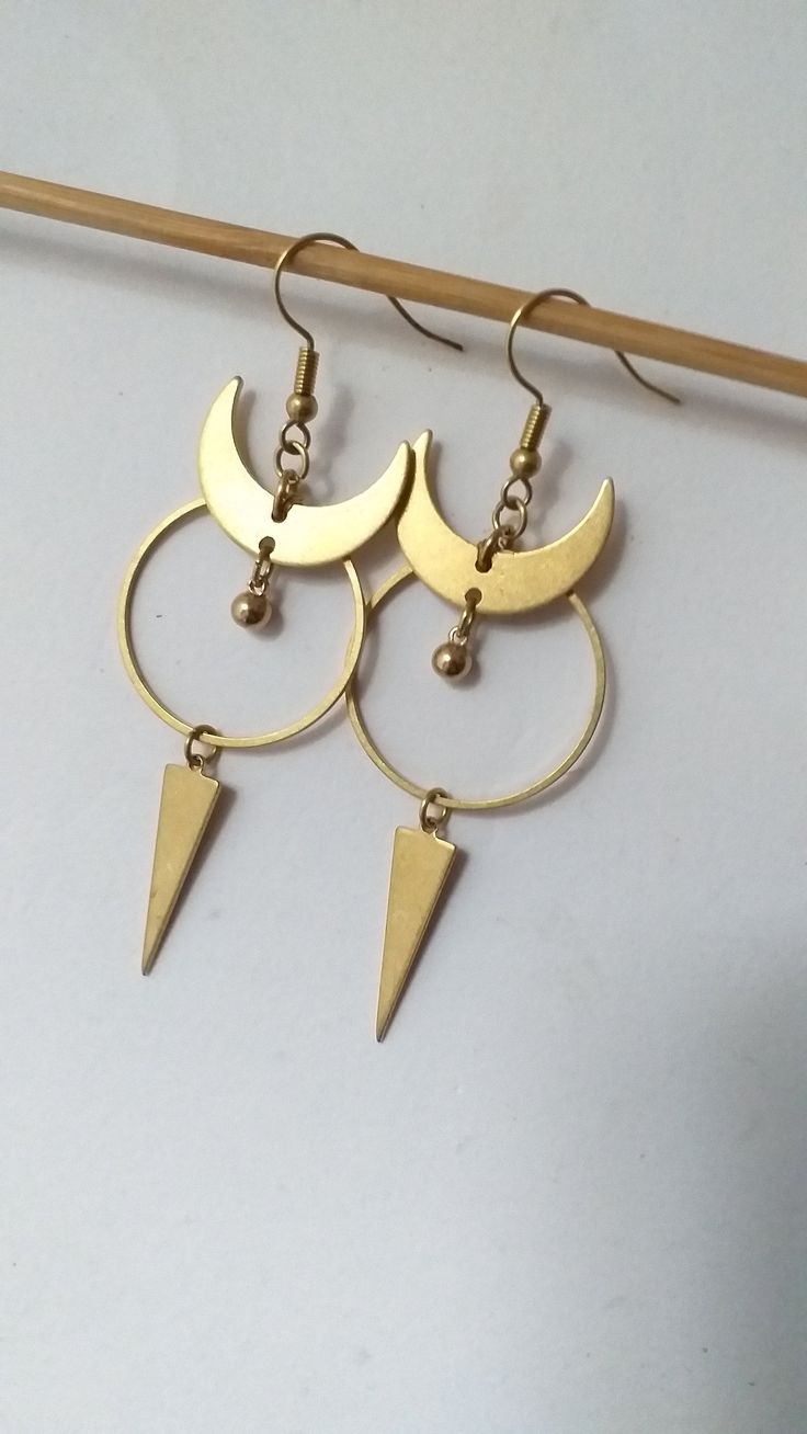 Big Gothic Witchy Moon Earrings ���🌕 . This pair is made of hypoallergenic brass parts. No Nickel and no Lead. . Light to wear and easy to combine. 🌿 . The item will arrive to you wrapped as a gift in a paper gift bag. 🎁 . 》SHIPPING: If you need a tracking number for your order change the shipping option before checkout. 🌎 . If you have any questions please contact me, I usually respond quite fast 💌 . 》Please before ordering read my shop's announcement and check carefully the estimated deliver Crystal Earrings Diy, Alchemy Gothic Jewelry, Metal Jewelry Handmade, Lead Light, Witchy Earrings, Symbol Jewelry, Big Moon, Wiccan Symbols, Alchemy Gothic