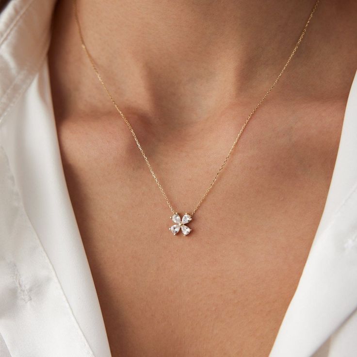 gold necklace, 14k gold necklace, necklace, 14k Gold Cuha Flower Necklace White Gold Chain, Gold Water, White Gold Chains, Easy Trendy Outfits, Neck Chain, Solid Gold Rings, Minimalist Necklace, Affordable Luxury, Jewelry Pouch