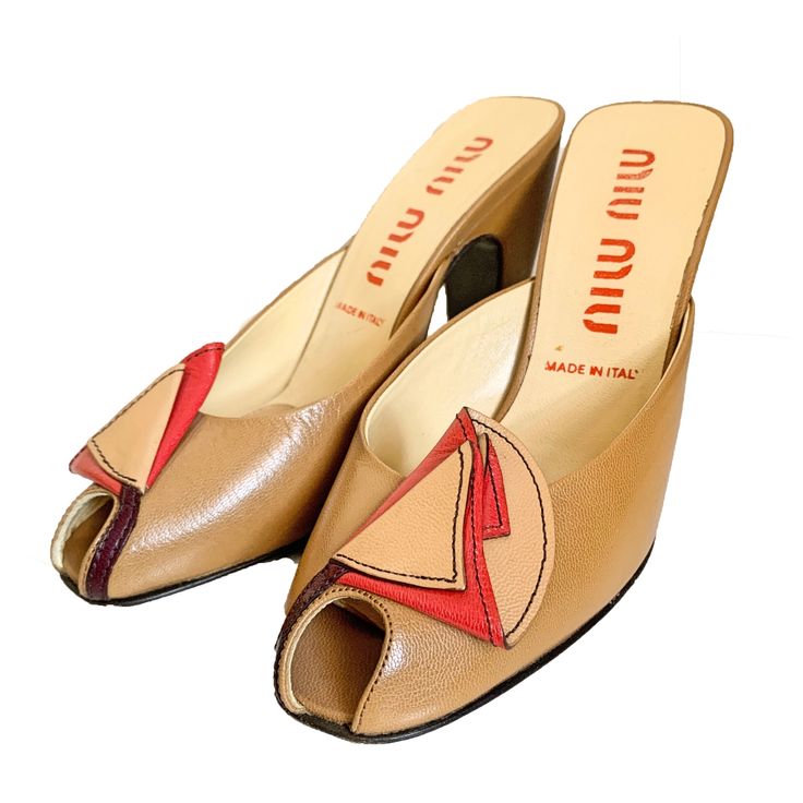 "Item Detail made in ITALY Brand Miu Miu /ミュウミュウ Color camel MATERIAL leather Size 36 1/2 Outsole maximum width /8cm /3.1496 in heel height / 10cm/3.937 in ※1 inch 2.54 cm Condittion good condition in vintage. It is in good condition with little usability.small scratches on the upper part of the heel but others are not, such as dirt and damage that stands out, it is a good state. Vintage, used clothing, thank you for your purchase of on who understand the characteristics of the foreign products. Vintage Brown Mules For Summer, Summer Retro Brown Mules, Retro High Heel Mules For Spring, Spring Retro High Heel Mules, Retro Leather Open Toe Mules, Vintage High Heel Summer Mules, Vintage Leather Mules With Open Heel, Retro Leather Mules For Spring, Retro Brown Slip-on Mules