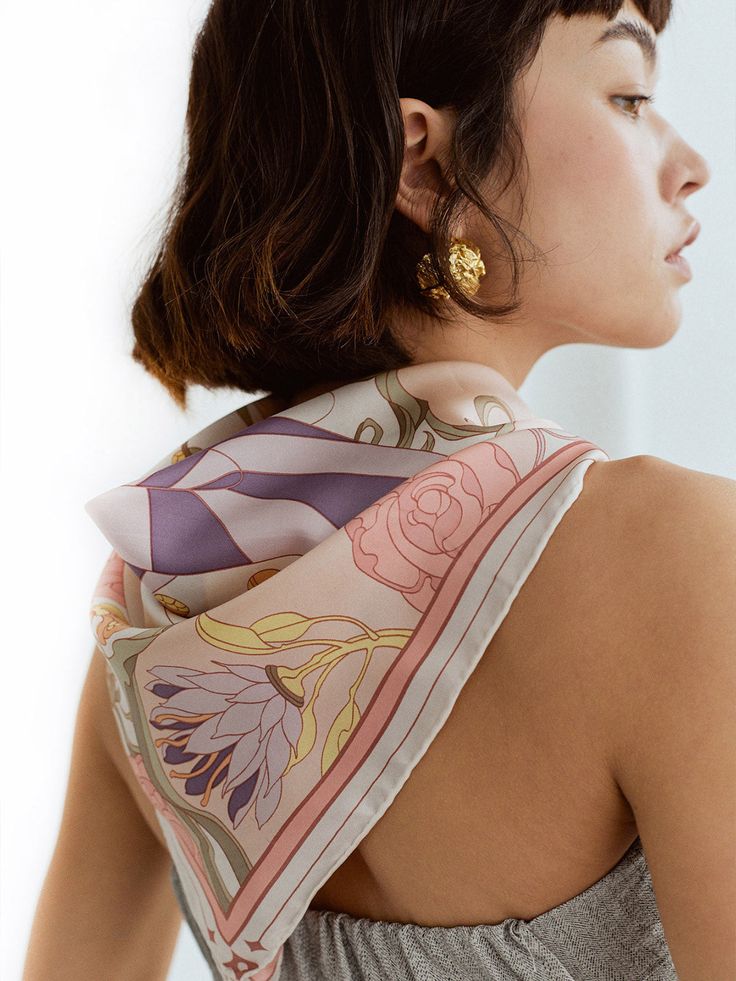 Introducing the ultimate versatile accessory, "The Dreamer" bandana silk scarf. This unique silk scarf showcases a mesmerizing pattern of flowers and treasures that evokes the ethereal and mysterious essence of the fictional worlds. It's a portal to another dimension, transporting you to an enchanted world where anything is possible. This silk scarf is the perfect accessory to complement any outfit, adding a touch of bohemian chic to your look. Wear it as a headband, wrap it around your neck, or Silk Scarf Photoshoot, Scarf Editorial, Scarf Shoot, Scarf Photoshoot, Bandana Silk, Neck Scarf Tying, Headband Wrap, Silk Scarf Hair, Silk Headscarf