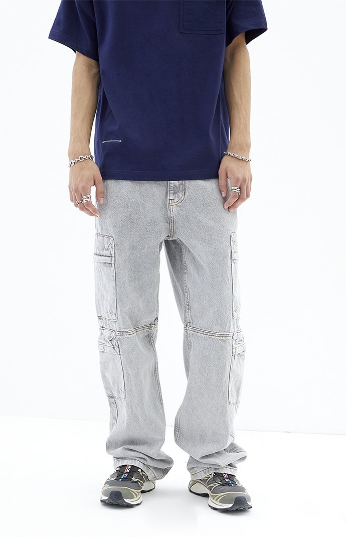 Level up your wardrobe sustainably with PacSun's Eco Gray Baggy Cargo Jeans. Boasting a zipfly closure, multiple cargo pockets, and a relaxed baggy fit, these jeans redefine casual cool. Crafted from responsibly sourced gray-washed denim, they not only elevate your style but also make an eco-conscious statement. 


	Model is wearing size 32
	Model Measurements: 6'0” Height, 28" Waist, 34” Chest, 32” Hips


Learn more about PacSun eco items Baggy Cargo Jeans, Cargo Outfit, Jeans Pacsun, Sweatpants Shorts, Carpenter Jeans, Washed Denim, Cargo Jeans, Pant Shirt, Eco Conscious