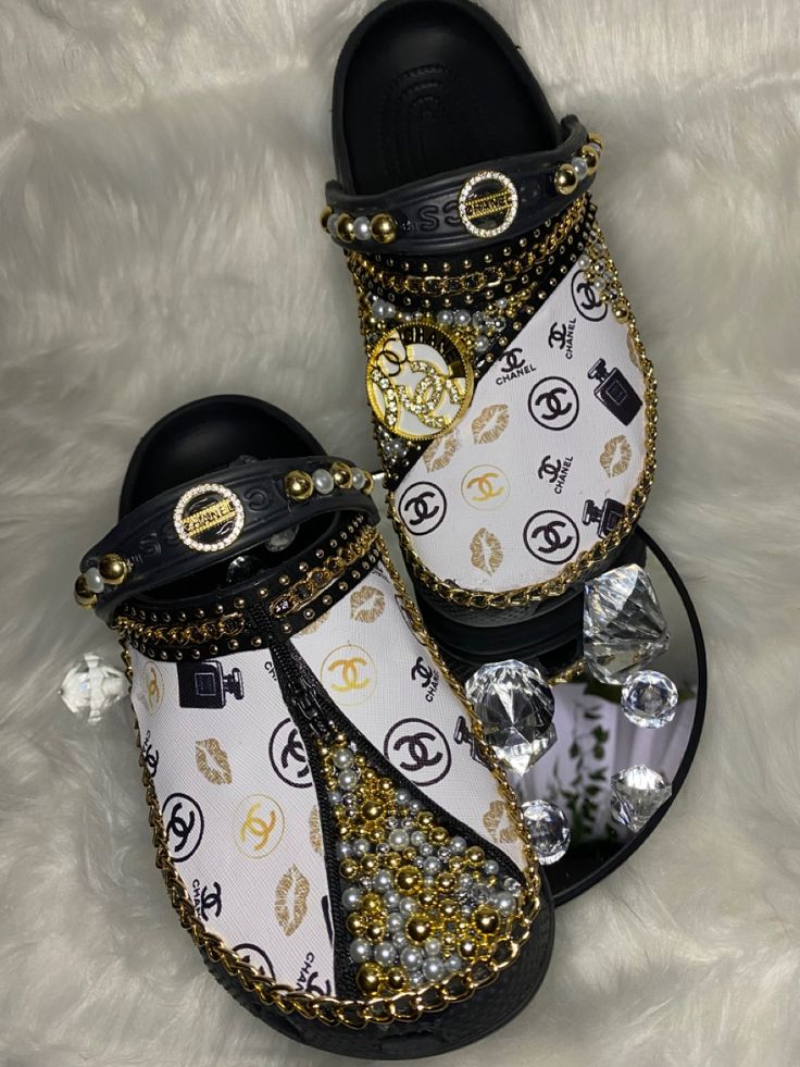 Jeweled Crocs Shoes, Croc Charms Chanel, Black Bling Crocs, Bedazzled Crocs Shoes With Fur, Customized Diamond Crocs Shoes, Designer Crocs, Cool Crocs, Crocs With Charms, Bedazzled Shoes Diy