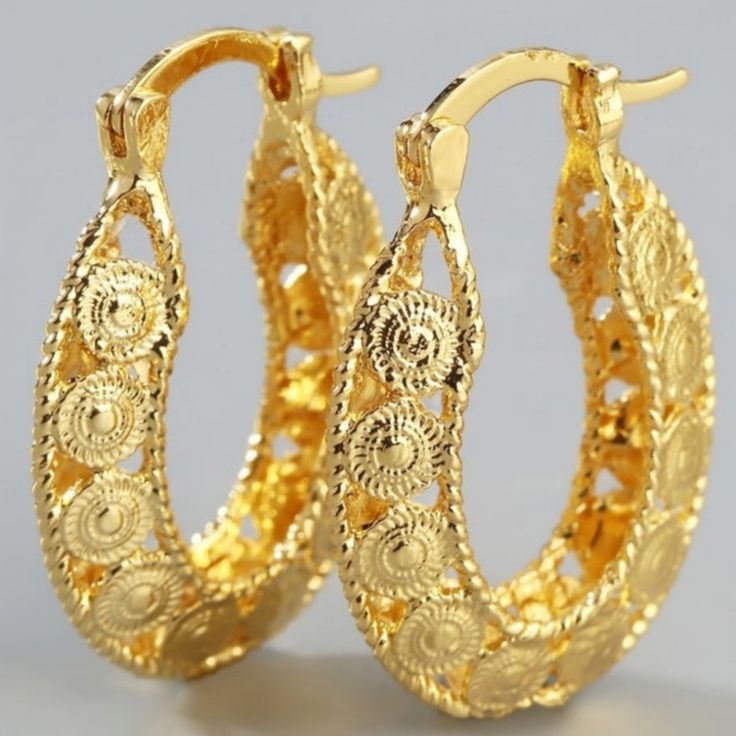 New Ethiopian Real 18k Yellow Solid Fine Gold Gf Filled Earrings. Gold-plated Filigree Hoop Earrings, Gold Plated Filigree Hoop Earrings, Gold Filigree Hoop Jewelry, Small Hoop Gold Filigree Earrings, Elegant Gold Plated Hoop Earrings With Intricate Design, Gold Filigree Small Hoop Jewelry, 14k Gold Hoop Earrings With Filigree Detail, Gold Hoop Earrings With Intricate Design, Elegant Small Hoop Gold Earrings