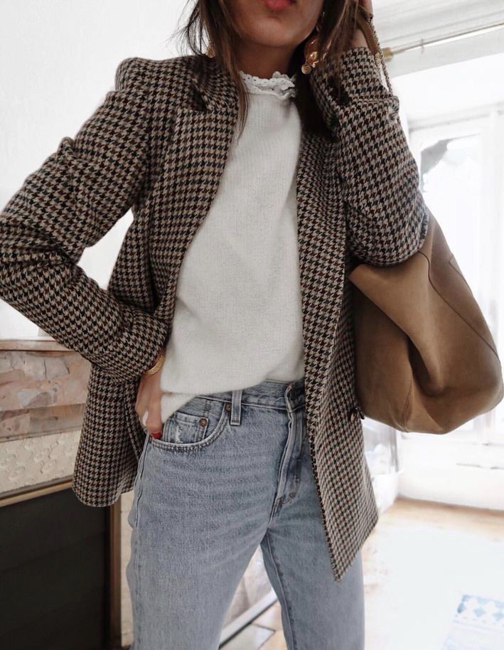 Jeans Outfit For Work, White Oversized Sweater, Jeans Outfit Winter, Lit Outfits, Simple Fall Outfits, Fashion Sweaters, Look Retro, Mode Casual, Urban Street Style