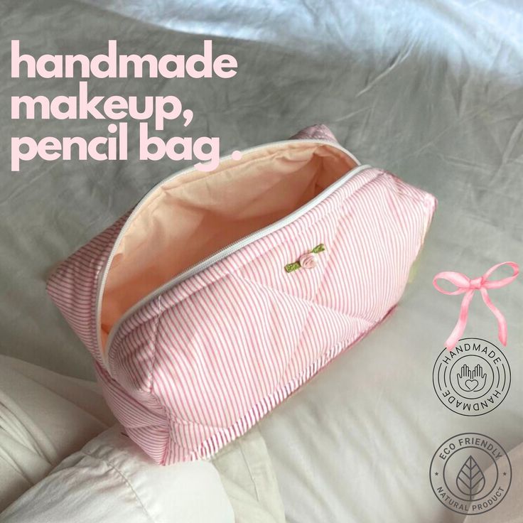 ✨ Handmade Poplin Fabric Makeup Bag ✨ 💄 Versatile Use: This stylish and practical bag is perfect for organizing your makeup essentials! Additionally, it can be used to store your care products 🧴 and pens 🖊️. With its high expansion capacity, it easily accommodates more items in your bag. 🎨 Design and Material: Handmade from 100% high-quality poplin fabric, it offers durability and a chic design that stands out. Perfect for long-term use. 📏 Dimensions: The bag measures 26 cm in width with hi Pink Pencil Cosmetic Bag For School, Everyday Pouch Cosmetic Bag For Back To School, Everyday Cosmetic Pouch Bag For Back To School, Pink Pouch Cosmetic Bag For Back To School, Everyday Cosmetic Pouch For Back To School, Pink Zipper Pouch Cosmetic Bag For Back To School, Trendy Cosmetic Bag For Back To School Gift, Cute Back To School Cosmetic Bag, Pink Zipper Pouch Pencil Case As Gift