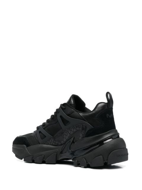 Leather Logo, Nike Huarache, Pull Tab, Sneakers Black, All Black Sneakers, Low Top, Calf Leather, Top Sneakers, Rubber Sole