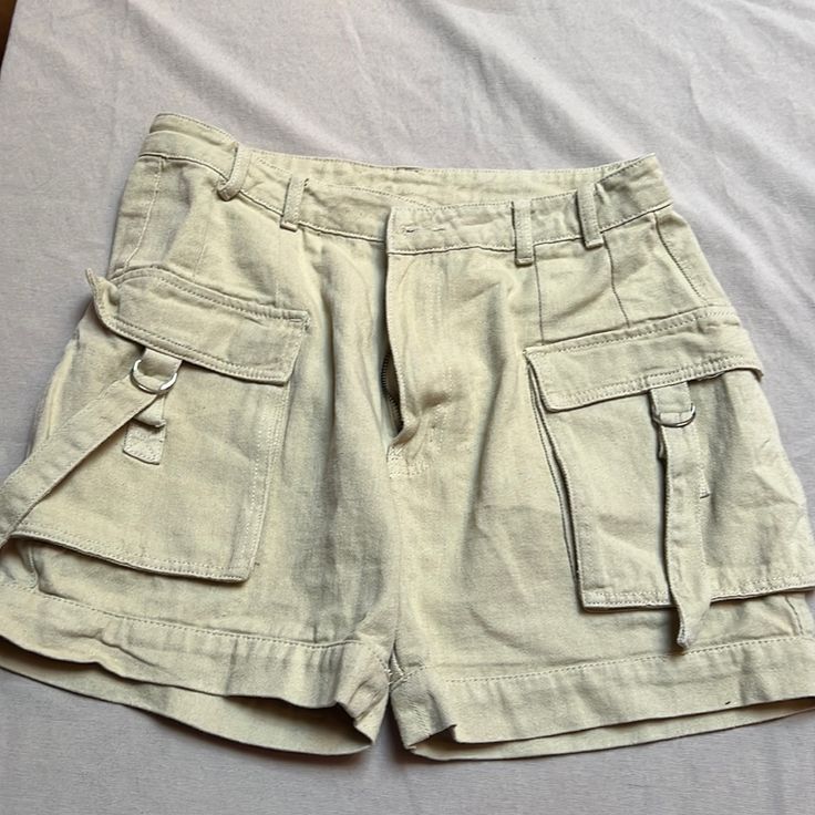 New Cargo Shorts. Never Worn High-waist Cargo Shorts With Pockets For Summer, Trendy Short Bottoms With Pockets, Utility High Waist Shorts With Pockets, High Waist Utility Shorts With Pockets, High Waist Utility Shorts With Built-in Shorts, High Waist Khaki Shorts With Side Pockets, Casual Mid-rise Cargo Shorts For Summer, Utility Bottoms With Built-in Shorts For Summer, High Waist Bottoms With Cargo Pockets For Day Out