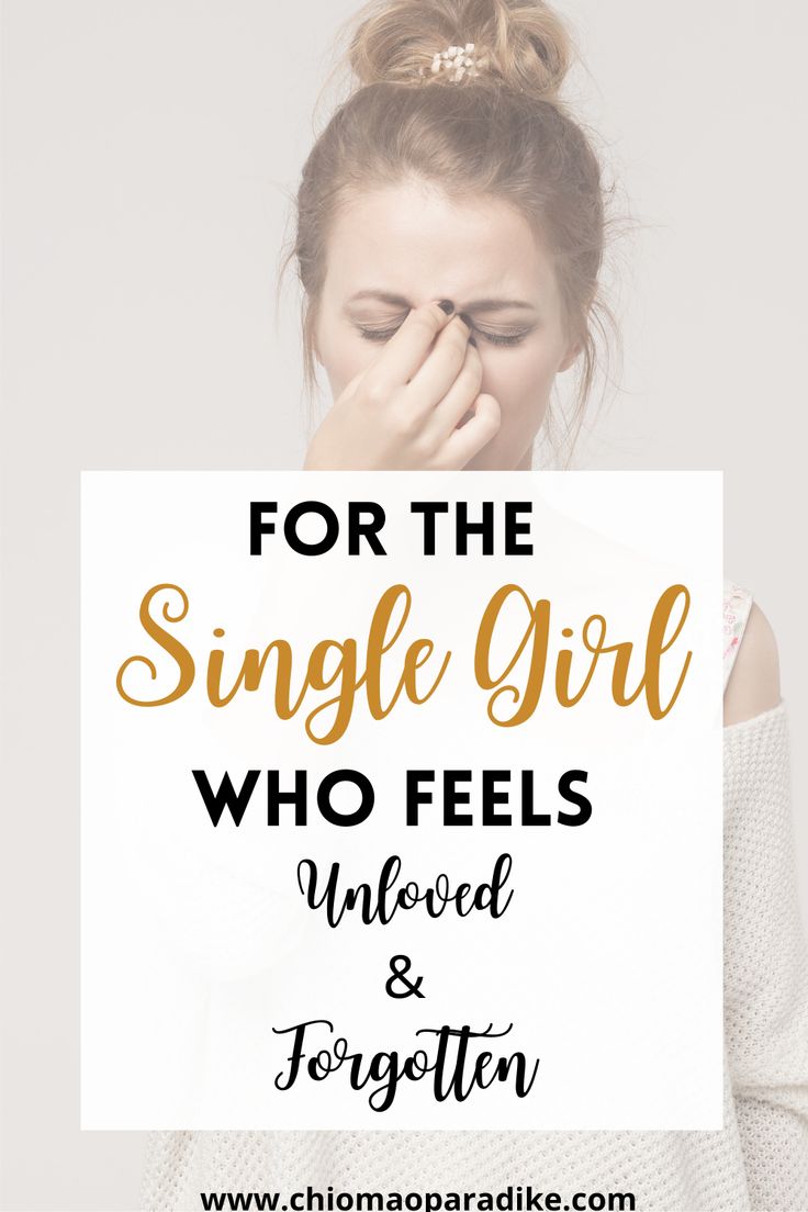 Singlehood Woman, How To Accept Being Single, How To Live Single And Happy, 35 And Single, Enjoying Being Single, Singleness Aesthetic, Things To Do As A Single Woman, Romanticize Being Single, Books About Being Single