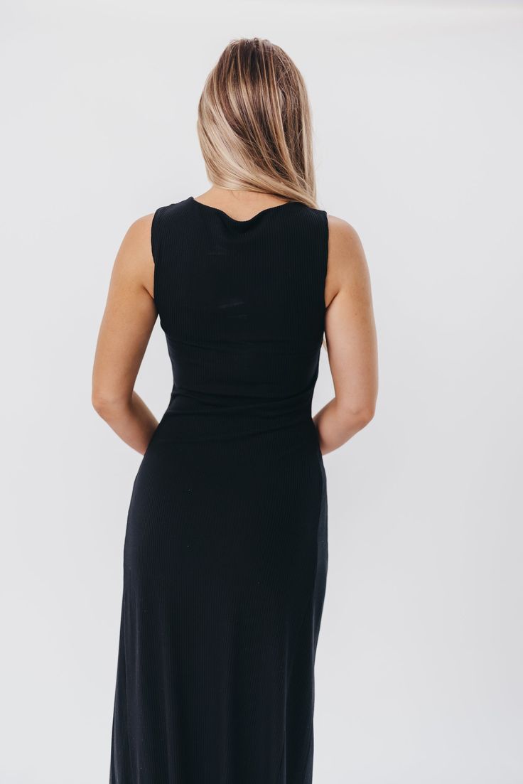 Get ready to turn heads with the Leighton Maxi Dress! This stunner is crafted from a sumptuously soft ribbed knit, with a sophisticated neckline and fit-and-flare silhouette, with a lined bodice for extra coverage. The Leighton Dress is both chic and comfortable - you'll wonder what you did without this gem in your closet! Available in two colorways. FIT: Runs true to size - fitted. Tall girl friendly. MATERIAL: Ribbed knit with stretch. GARMENT DETAILS: Soft, ribbed knit maxi dress with high rounded neckline and fit-and-flare, sleeveless silhouette. Features a lined bodice. SIZE GUIDE: XS (0-2) / S (2-4) / M (6-8) / L (10-12) MODEL DETAILS: Mackenzie - Size S Heather - Size S Molly - Size XL Our Brunette Misses Model Our Blonde Misses Model Our Blonde Curve Model Bust 34" 34" 37" Waist 27 Garment Details, Curve Model, Knit Maxi Dress, Maxi Knit Dress, Tall Girl, Rounded Neckline, Fit And Flare, Size Guide, Ribbed Knit