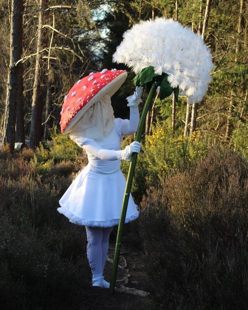 Mushroom Cosplay, Girls Halloween Costume Ideas, Mushroom Outfit, Mushroom Costume, Costume Venitien, Fairy Cosplay, Fair Outfits, Mushroom Fairy, Idee Cosplay