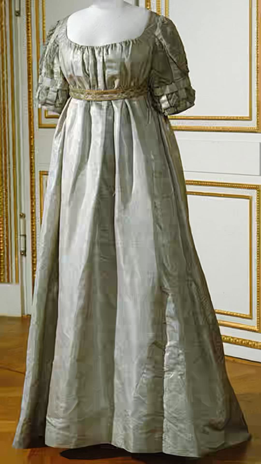 silver gown worn by Hedvig Elisabeth Charlotta (Queen consort of Charles XIII of Sweden/ Charles II or Noway) at her coronation in 1809. 