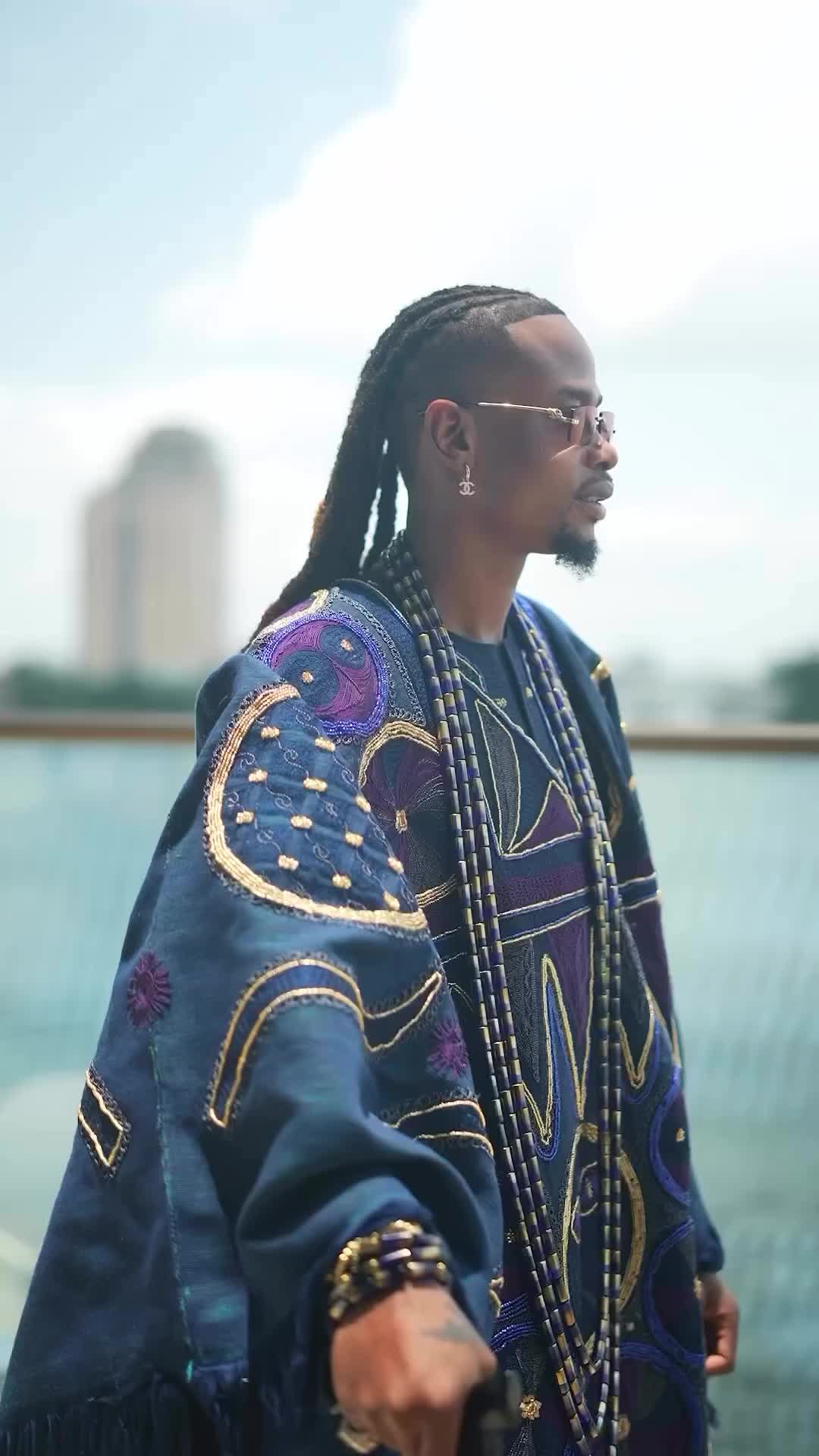 What you get:  Agbada Dashiki men’s top Sokoto