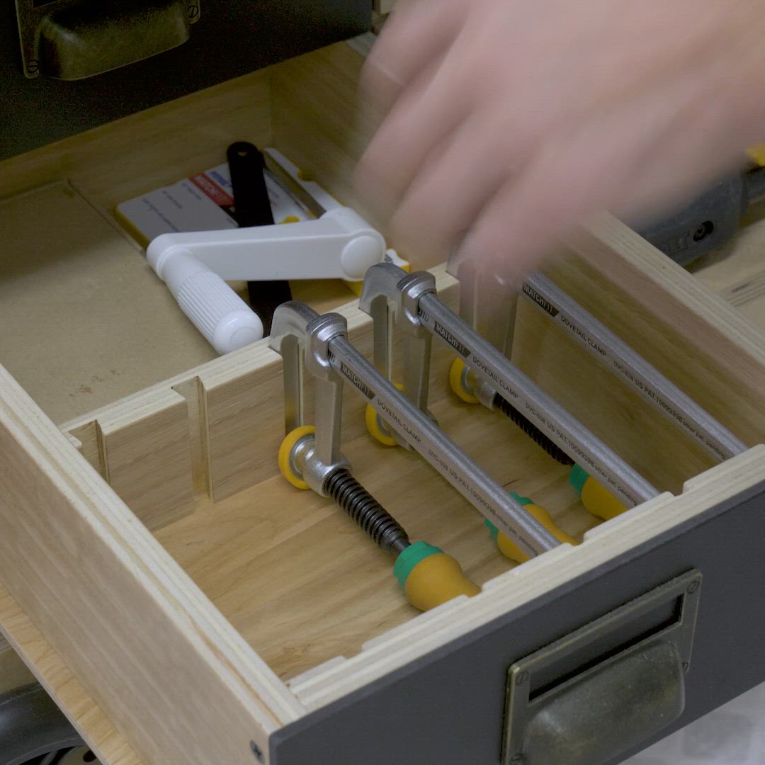 This contains: diy-table-saw-sled-clamping-system-woodworking