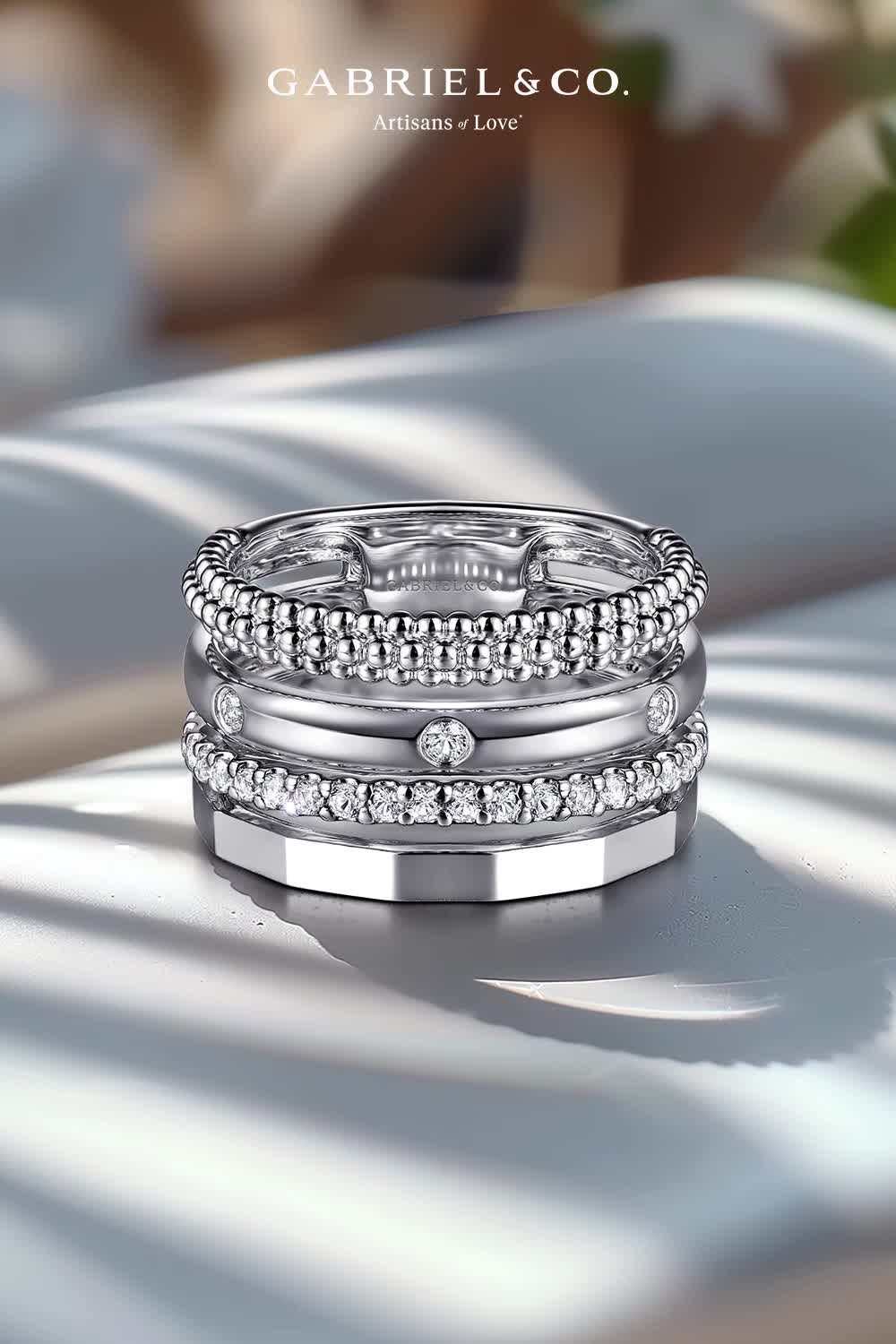 This contains: 925 Sterling Silver Bujukan White Sapphire Easy Stackable Ring
LR52690SVJWS