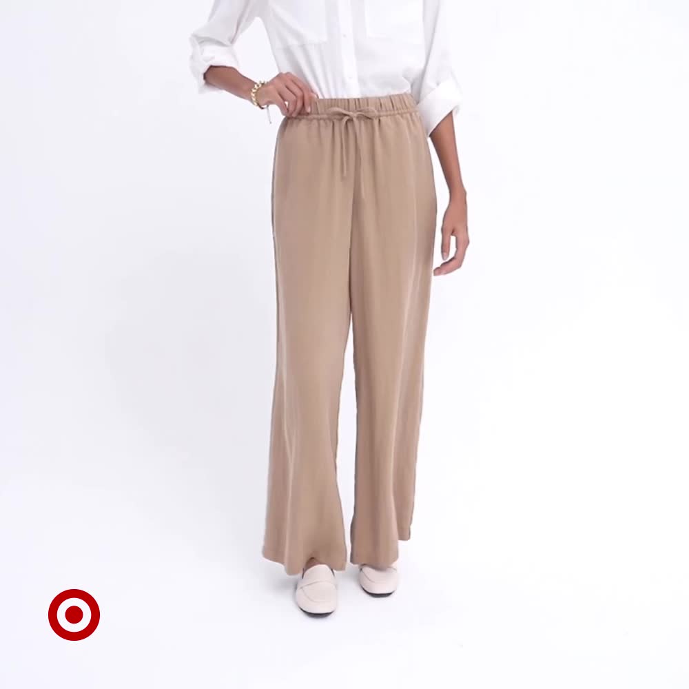 These chic, wide leg pants will be your newest fashion staple for fall. Put together casual outfits with tanks, tees & light layers. Take it up a notch with dainty jewelry to create polished looks.