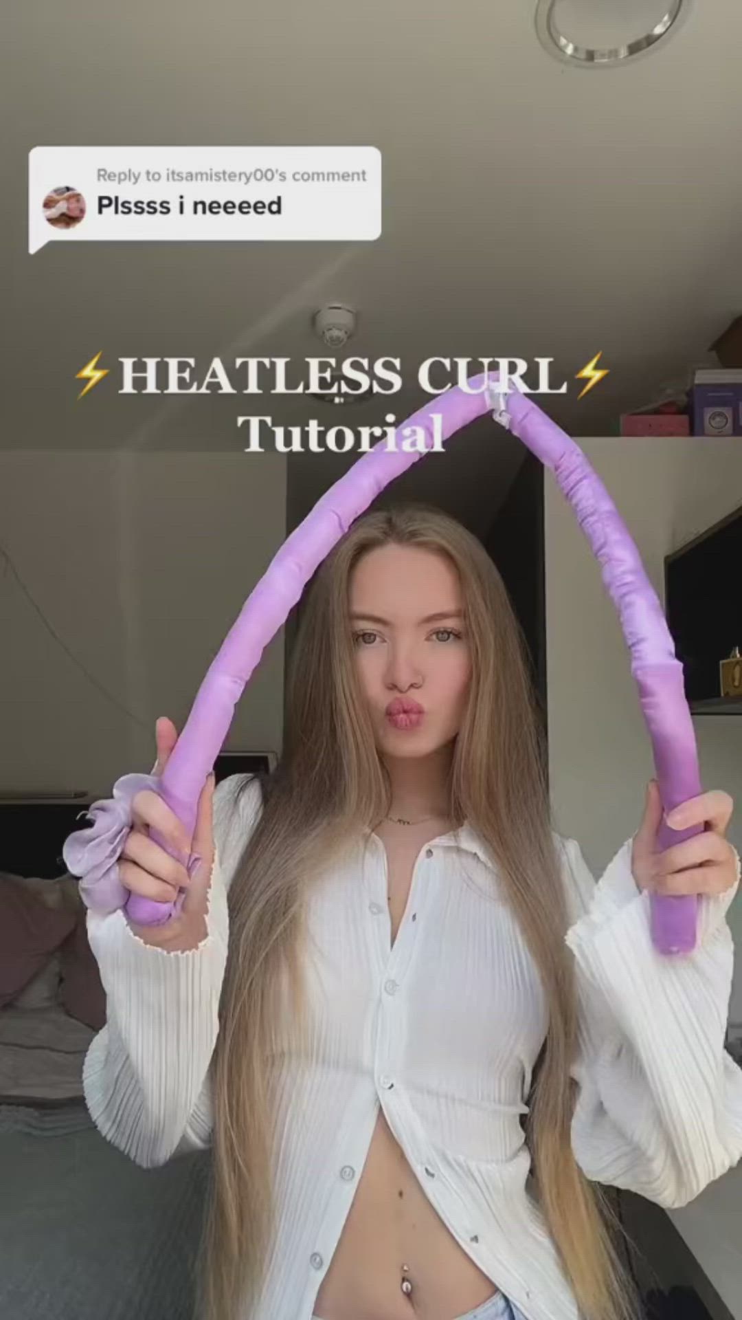 This contains an image of: HOW I USE MY HEATLESS CURLER