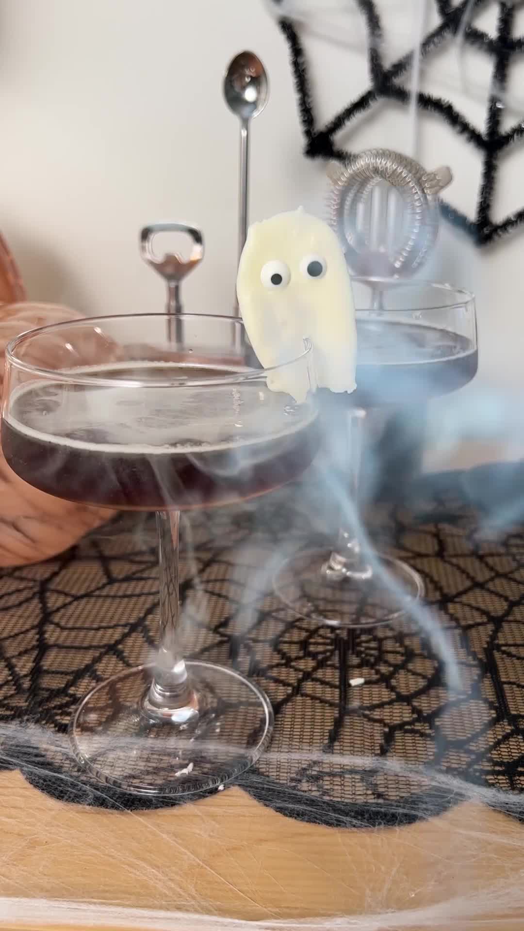 Espresso Hallo-tini, anyone? This recipe will help you keep up with your trick-or-treaters all night long. ☕️👻 (Bonus points for the adorable chocolate ghost on our Walmart coupe glasses!) 