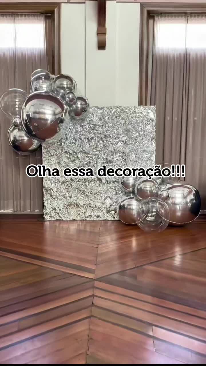 This contains: festa  decoração