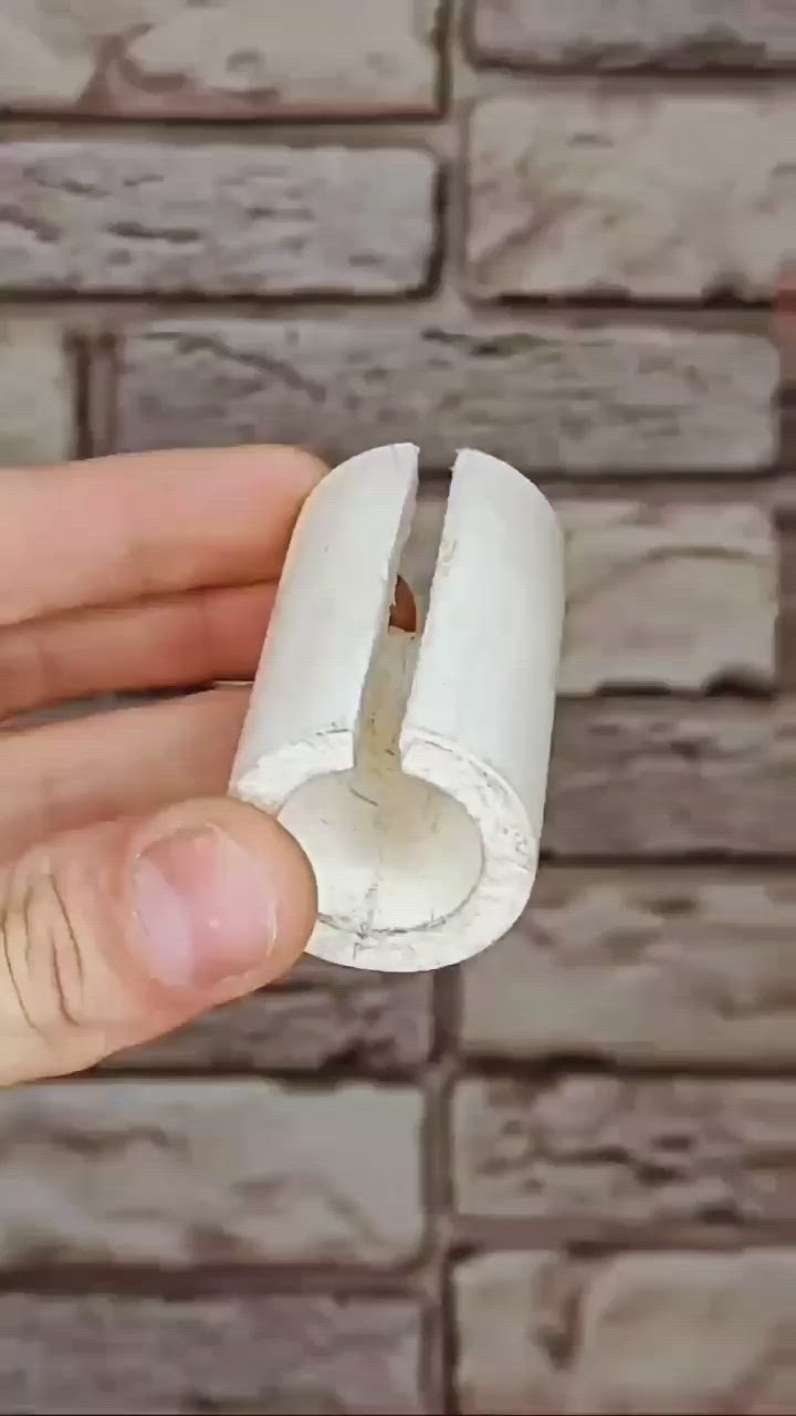 This contains an image of: Fantastic WOODWORKING TIP🤩👏🏻