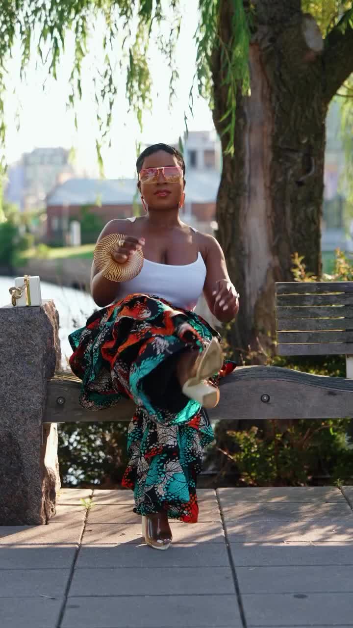 Happy Juneteenth 💚❤️💛🖤 Fashion is such a wonderful tool of expression and Today is the perfect day to celebrate wearing your African print, or bold and vibrant colors. Wearing these beautiful pants from @afrikayla the cascading ruffles are just everything 😍 @shopkhoi bracelet has me in a chokehold! They are currently having a sale for Juneteenth so tap in ❤️ Let me know what you think of the look 👀 How are you celebrating today? 🎥- @angrybirdfilms #juneteenthfashion #africanprints ...