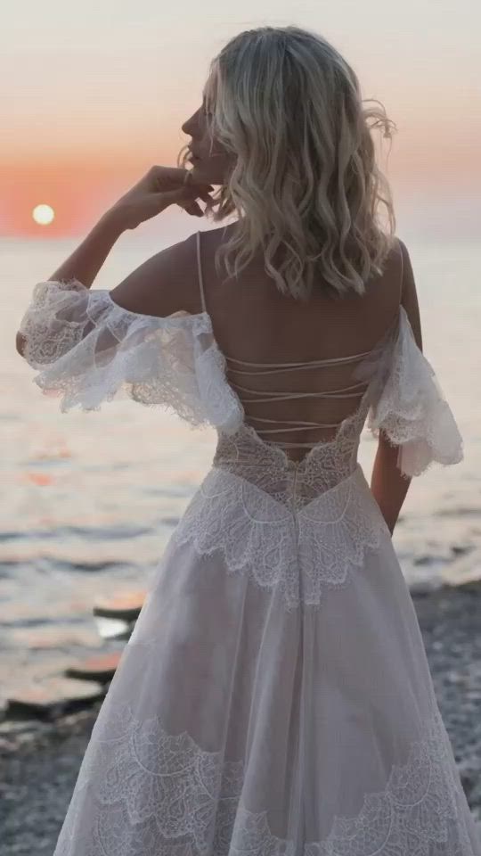 country wedding dress, boho wedding dress casual, bohemian country wedding dress, lace beach wedding gowns