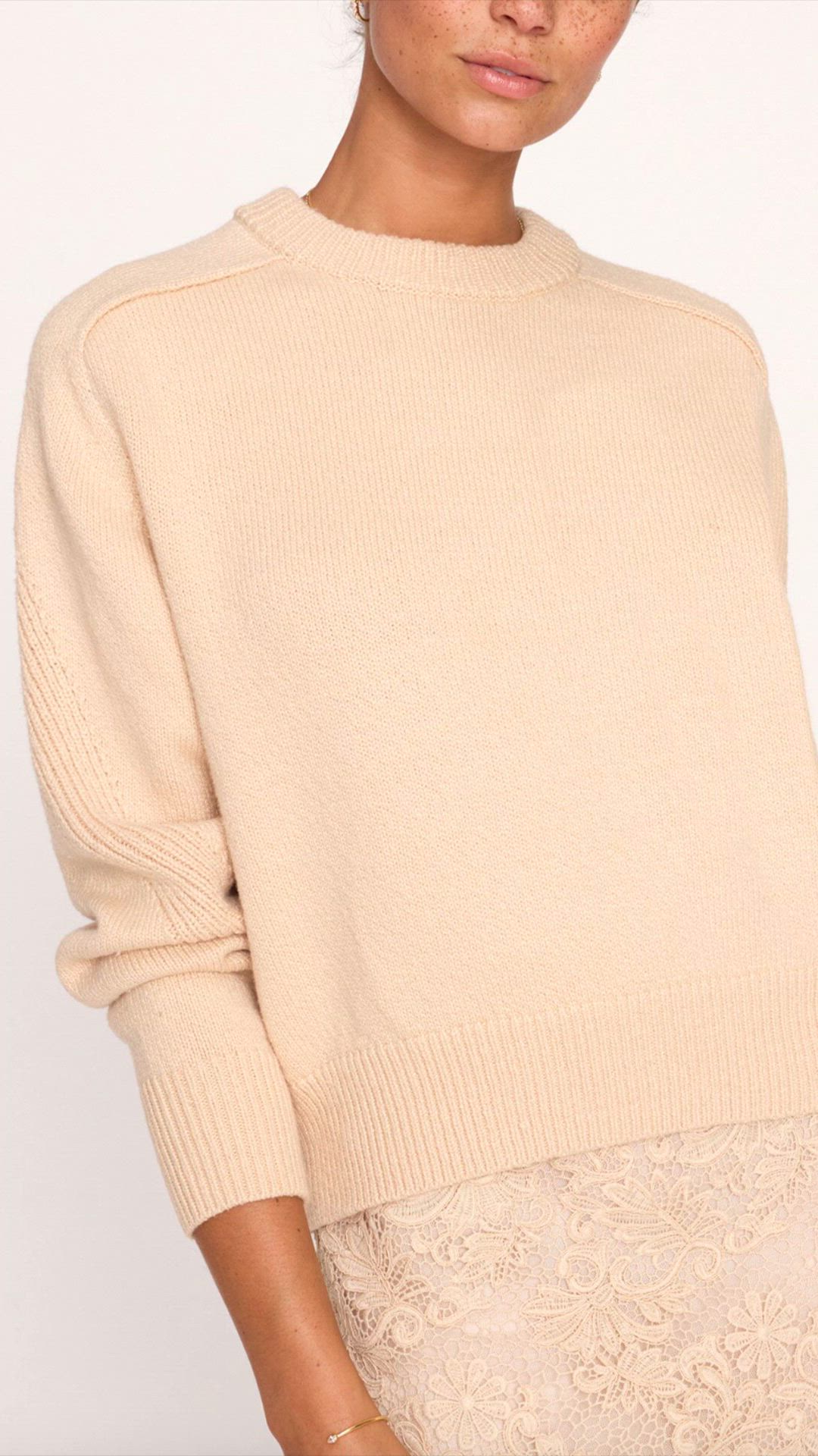 knit top, hoodie, The Pele Knit Sweatshirt, Womens sweater, v-neck sweater, spring fashion, casual outfits, mom fashion, sweater weather, Brochu Walker, Relaxed fit, mom outfits, easy dressing, light sweater, outfit inspo, layering inspo, layering, cashmere, fall fashion, winter fashion, fall styling, spring outfits, neutral outfits, spring fashion, cashmere styles