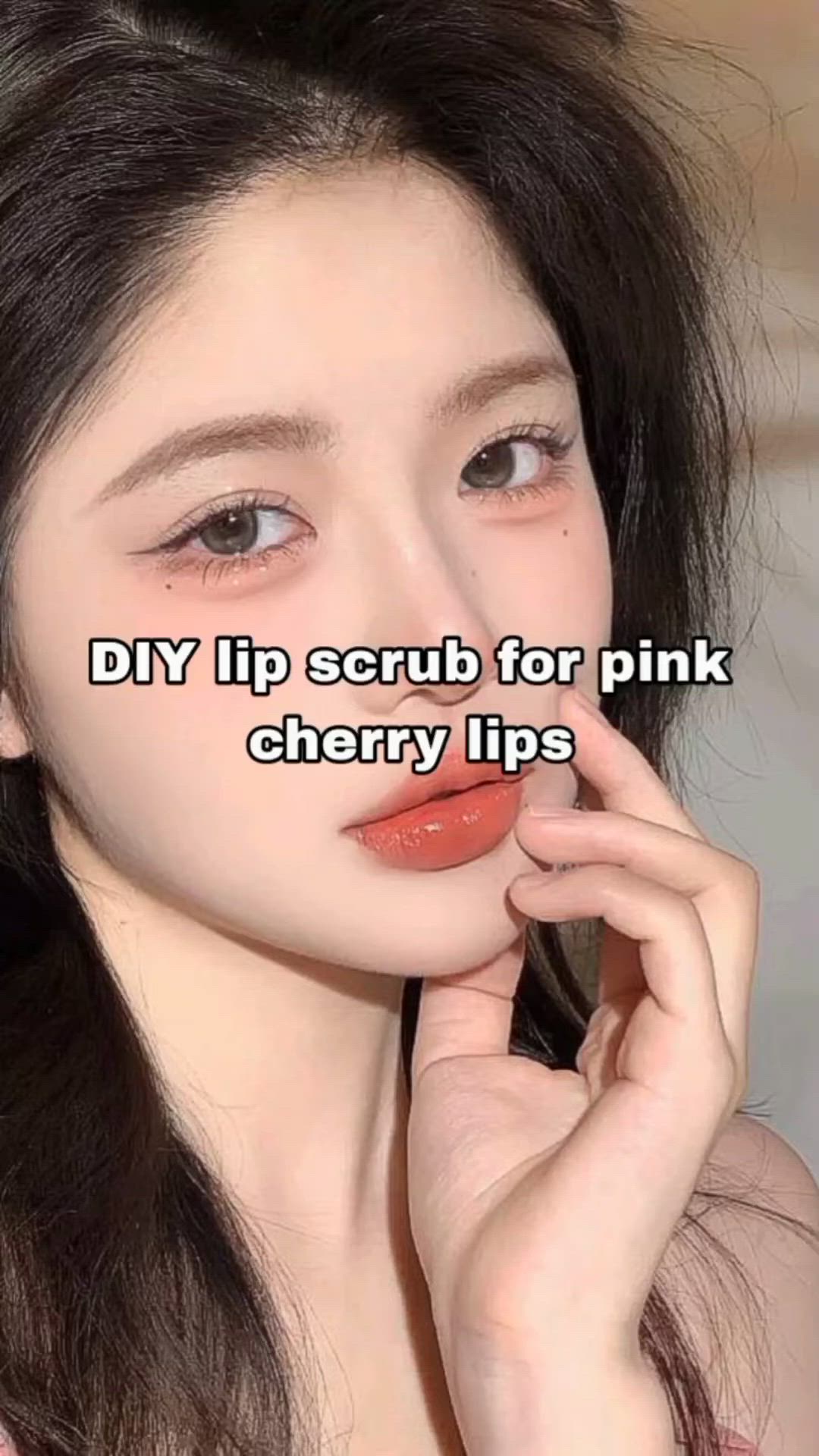 This contains an image of: DIY lip scrub