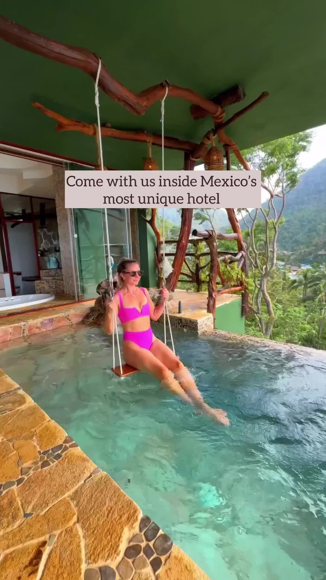 🏝Treehouse stay overlooking the ocean in Puerto Vallarta Mexico 📍Villa Lala 🎥TikTok: Wellnesstravelled