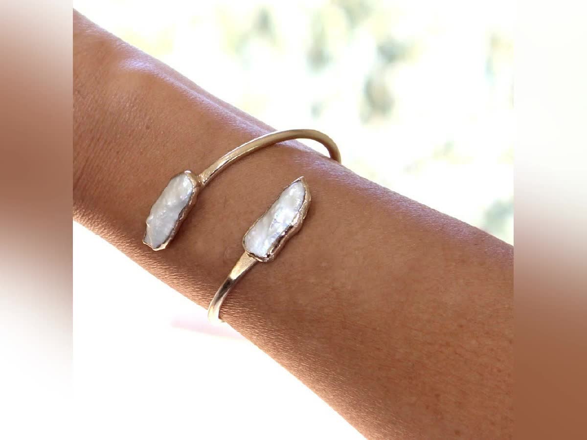 Pearl Cuff Bracelet, Gift, June Birthstone, Gift For Woman, Pearl Bracelet,Wedding Jewelry, Gold Statement Cuff, Pearl, Birthstone Bracelet.