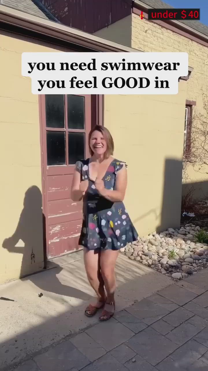 "🌈⛱️People live for comfort and happiness! This swimsuit makes me feel so happy on a sun-soaked beach🌊"