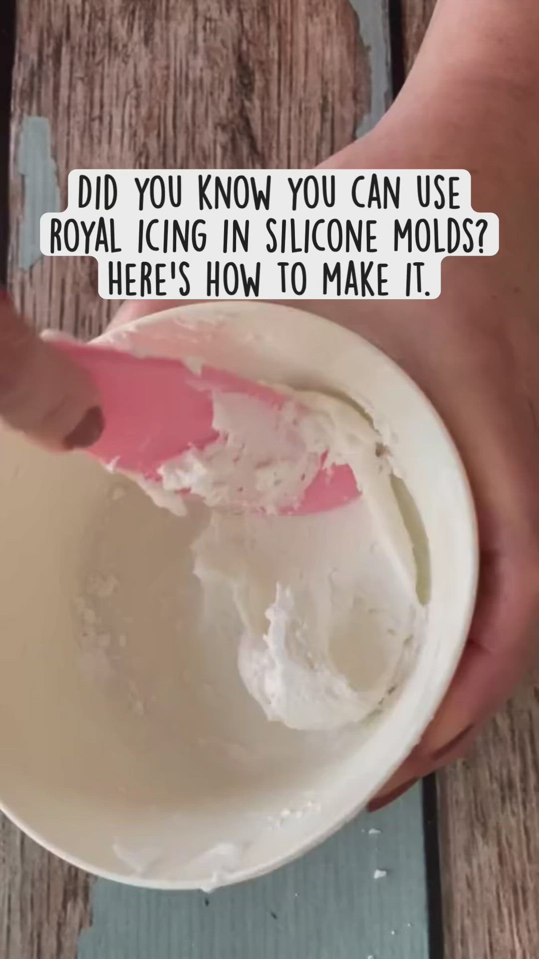 This may contain: someone is holding a bowl with some food in it and the text reads did you know you can use royal icing in sliced mold? here's how to make it