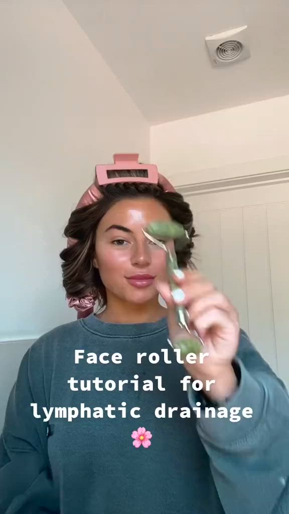 This contains an image of: Facial Beauty Jade Roller & Gua Sha, Face Roller