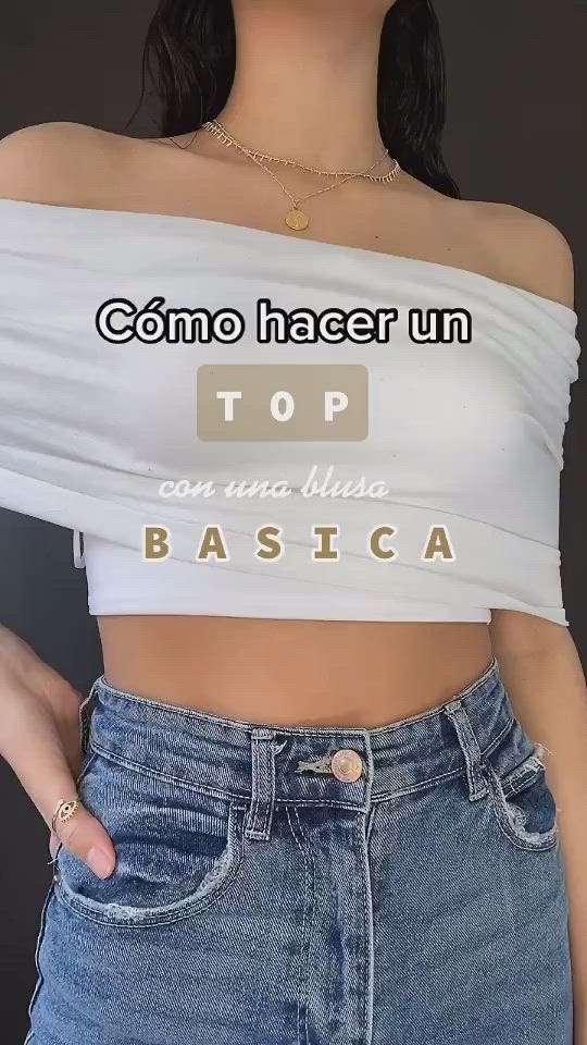 This contains an image of: Cómo hacer un top con una blusa básica