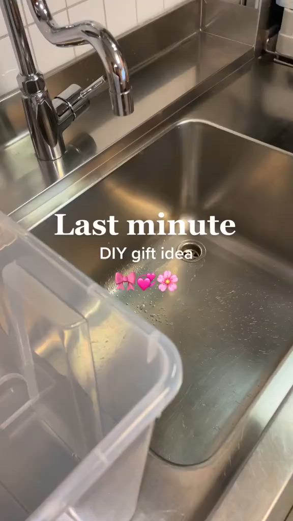 This may contain: a stainless steel sink with the words last minute diy gift idea written on it