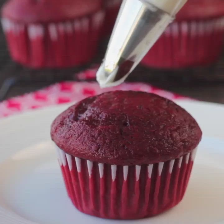 This may contain: the best cream cheese frosting for cupcakes