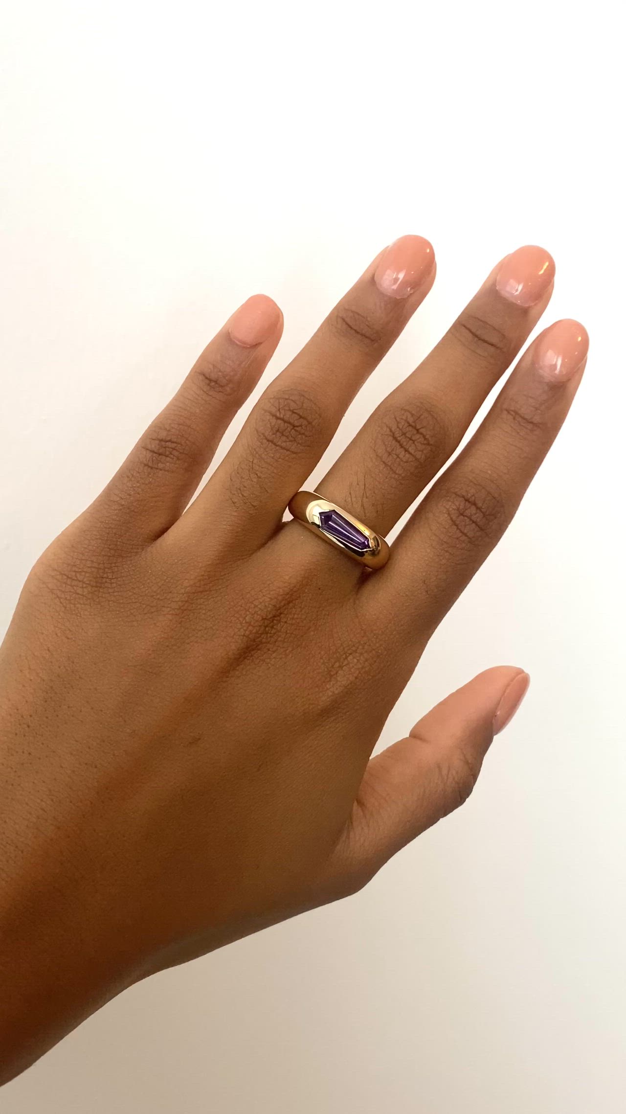 #amethyst #amethystring #amethystjewelry #amethystaesthetic #goldband #purplering #purplejewelry #gemstonering #gemstonejewelry #finejewelry #chunkygoldring #finejewelryring #gemstone #14kgold #14kgoldring #14kgoldjewelry #crystalring #womensjewelry #womensaccessories #womensfinejewelry #womensfinejewelryring