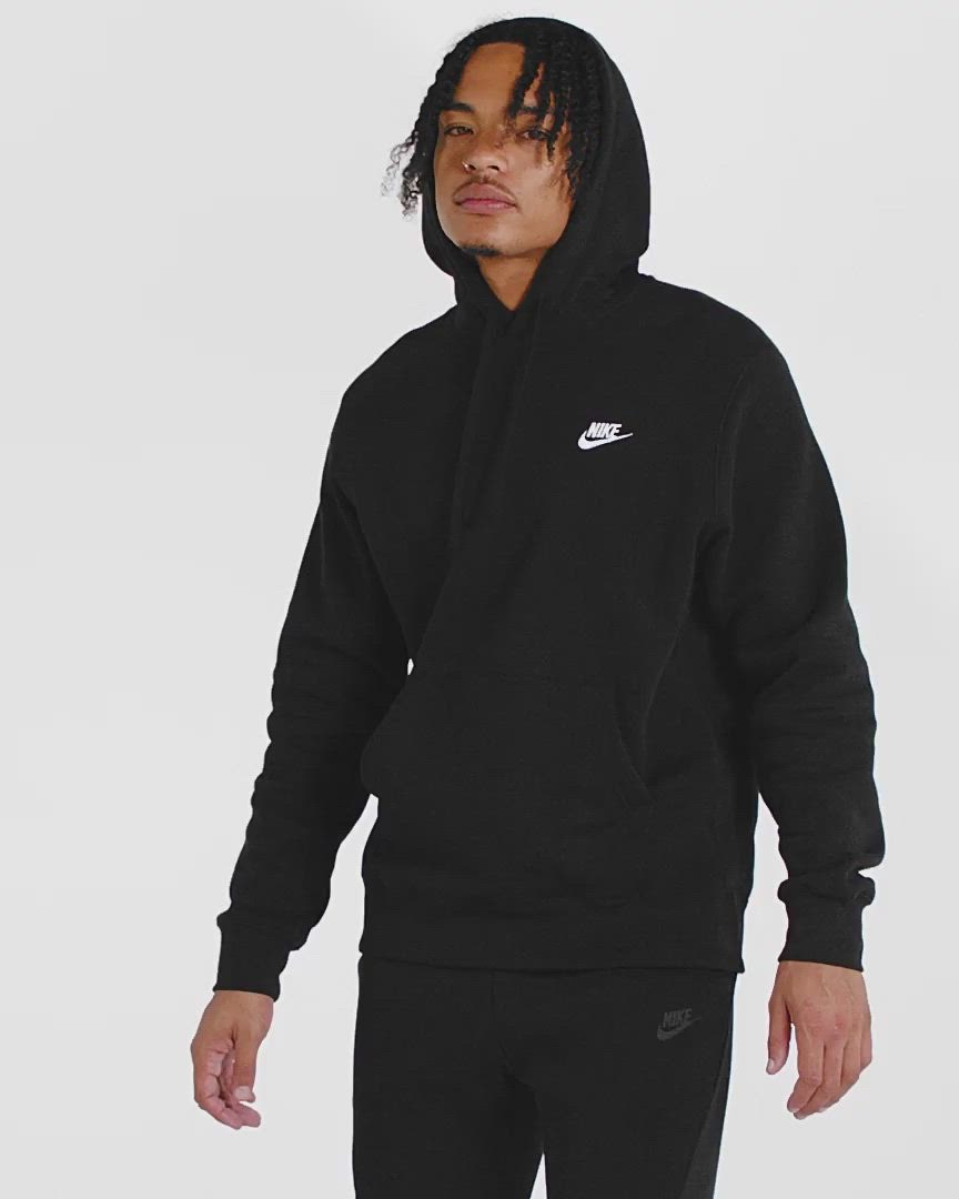 A closet staple, the Nike Sportswear Club Fleece Pullover Hoodie combines classic style with the soft comfort of fleece.